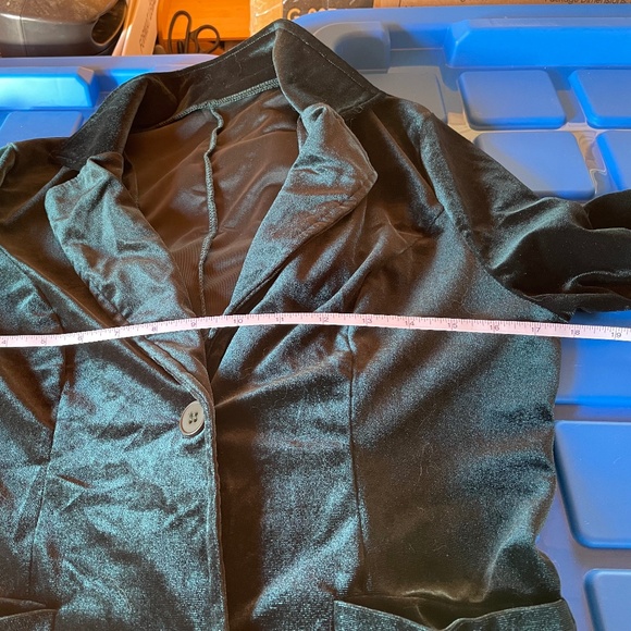 NWT Dark green velvet blazer - Picture 6 of 7